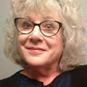 Meet your Posher, Vera